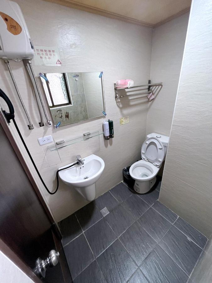 Apartamento Fengchia Fun House Taichung Exterior foto